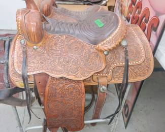Custom Saddle