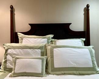 Restoration Hardware Queen Duvet Cover & Shams