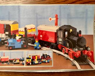 Lego 7722 Battery Train Set