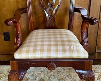 Armchair with Claw on Ball Feet