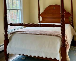 Maple Queen Bed