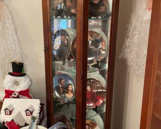 Curio cabinet w/GWTW plates