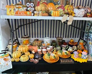 Sunflower screen, pumpkin collectibles