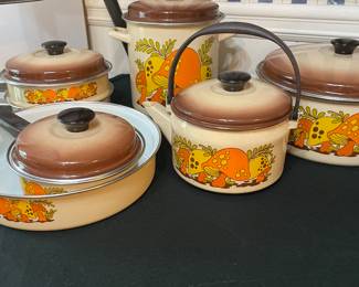 Mushroom cookware by Sears & Roebuck 1976