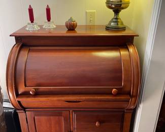 Awesome roll top desk 