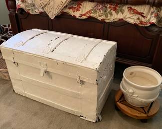 Beautiful Antique trunk. There’s 2