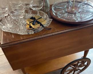 Wonderful cart, very sturdy.