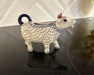 Polish pottery cow
