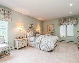 Custom Bedroom Furniture