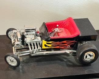 Johnny Lightening 1923 Ford T-Bucket 1:18 Scale Diecast Model Car