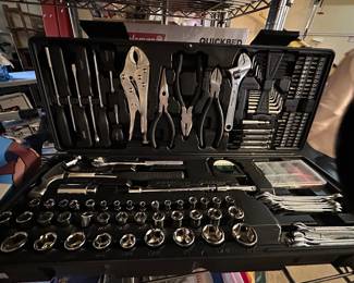 tool set is a great gift idea....