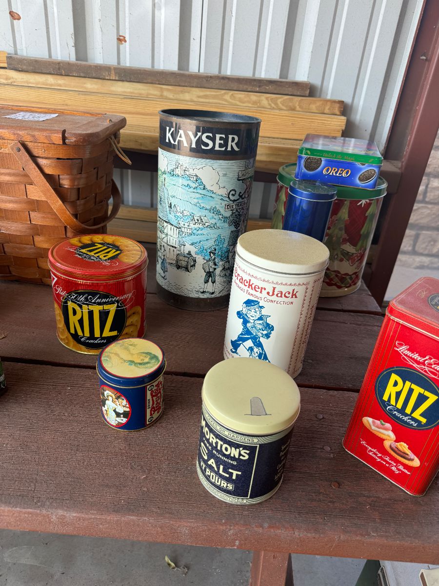 Vintage tins