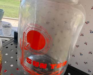 Sun tea jar 