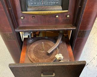 Crossley Tube radio and turn table.  Tubes are in place, wiring not good.  Ready for some love