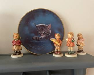. . . more Hummels and cat plate