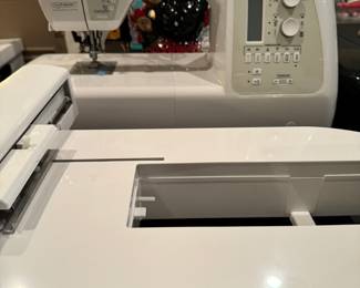 Singer Futura Quartet