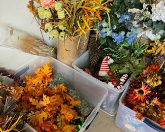 Wreaths/Door Decor/ Faux Floral