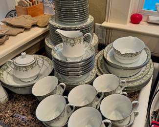 Noritake China Set "Princeton"