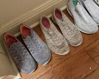 Women's shoes, most size 9