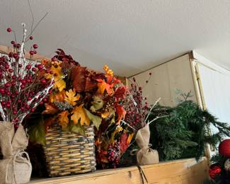 Wreaths/Door Decor/ Faux Floral