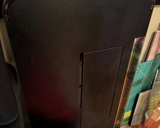 Sewing machine table