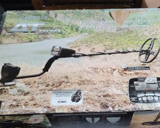 Garrett Metal Detector AT Pro includes mirophone