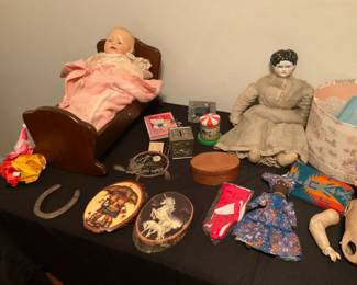 ANTIQUE DOLLS
