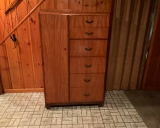 40S VINTAGE WALDROBE, WITH A WALKOUT BASEMENT 