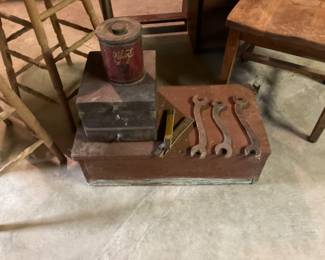 OLD HAND TOOLS, WOOD TOOL BOXES