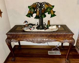 Fancy sofa table, vintage Tiffany style Meyda Tulip Bulb table lamp w/ green/amber globes, hand painted ducks, etc.