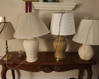 Lamps, sofa yable