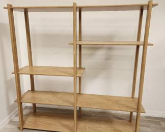 Lot # : 500d - Vintage 4 tier bookshelf
