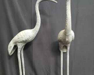 Lot # : 100 - Pair of aluminum cranes
