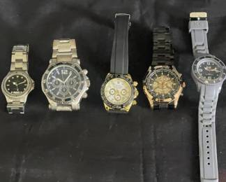 Lot # : 255v - Men’s watch lot
