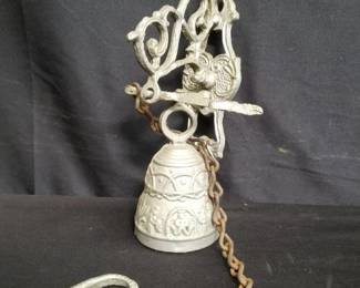 Lot # : 80 - Cast brass door bell
