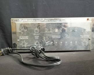 Lot # : 98 - McIntosh MQ107 custom environmental equalizer
