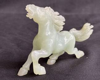 Lot # : 250 - Jadeite horse sculpture
