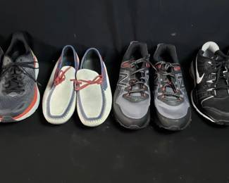 Lot # : 503 - Group of men's shoes
