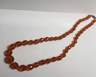 Lot # : 479 - Russian amber faceted-bead necklace
