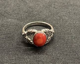 Lot # : 377v - Sterling silver and coral ring
