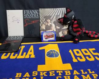 Lot # : 533 - Box of miscellaneous items
