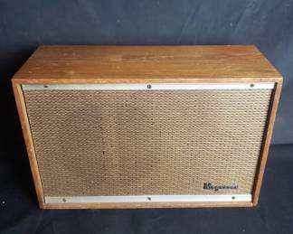 Lot # : 364 - Vintage Magnavox wood speaker
