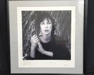 Lot # : 140 - Signed photo of Patty Smyth
