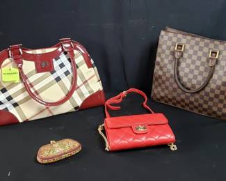 Lot # : 514 - Group of handbags
