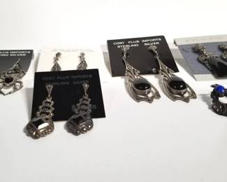 Lot # : 108 - 4 pairs of sterling silver earrings
