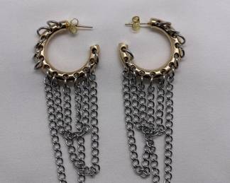 Lot # : 262v - Gold- and silver-tone chain earrings
