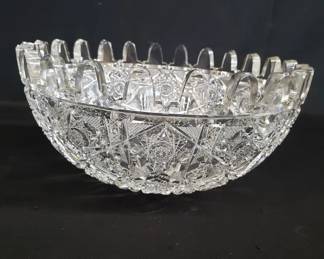 Lot # : 232 - Vintage cut crystal bowl
