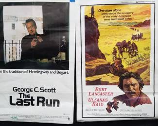 Lot # : 369 - Group of signed movie posters
