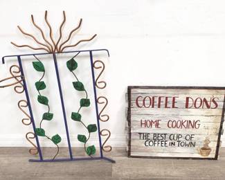 Lot # : 165 - Bubdle of outdoor signs
