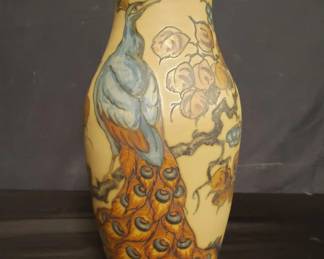 Lot # : 85 - Vintage Bornholm Hjorth pottery vase
